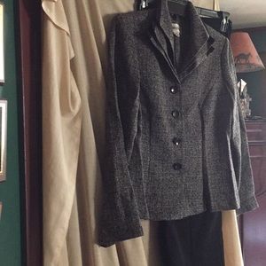Pant suit